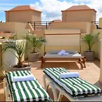 El Sultan 71 Holiday home *